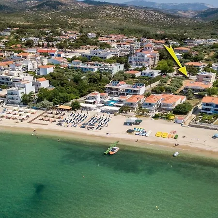 Aparthotel Amversa's House 3*
