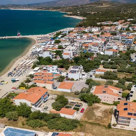 Amversa's House Apart Otel Potos