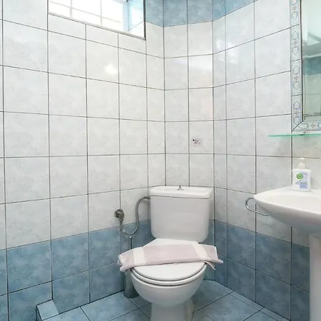 Amversa's House Apart Otel