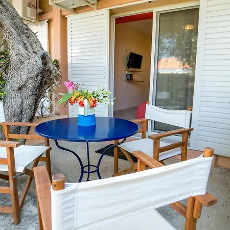 Ξενοδοχείο με διαμερίσματα Amversa's House