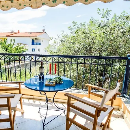 Amversa's House 3* Potos