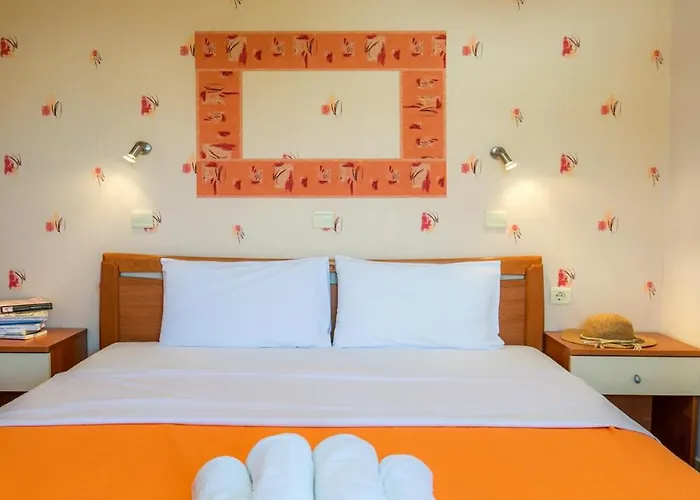 アパートホテル Amversa's House