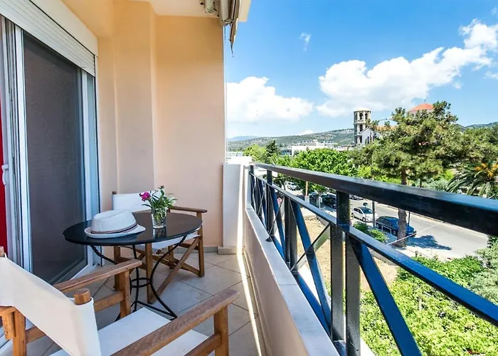 アパートホテル Amversa's House