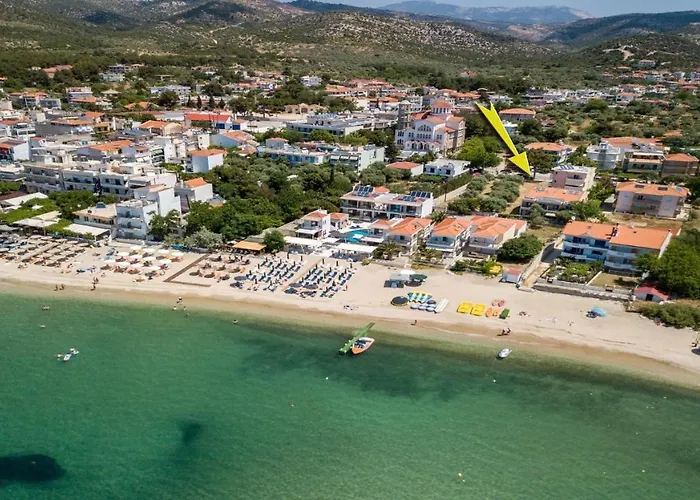 アパートホテル Amversa's House 3*