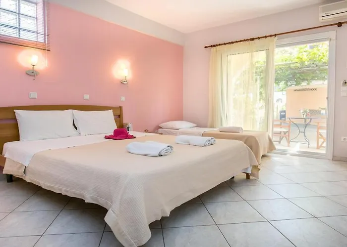 アパートホテル Amversa's House