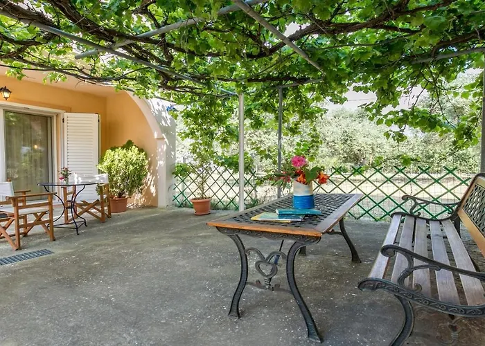 Amversa's House アパートホテル