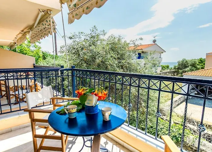 Amversa's House アパートホテル 3*