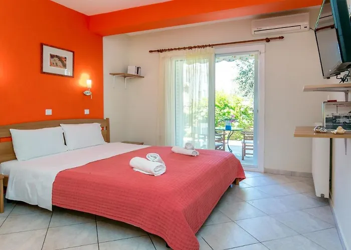 Amversa's House アパートホテル 3*