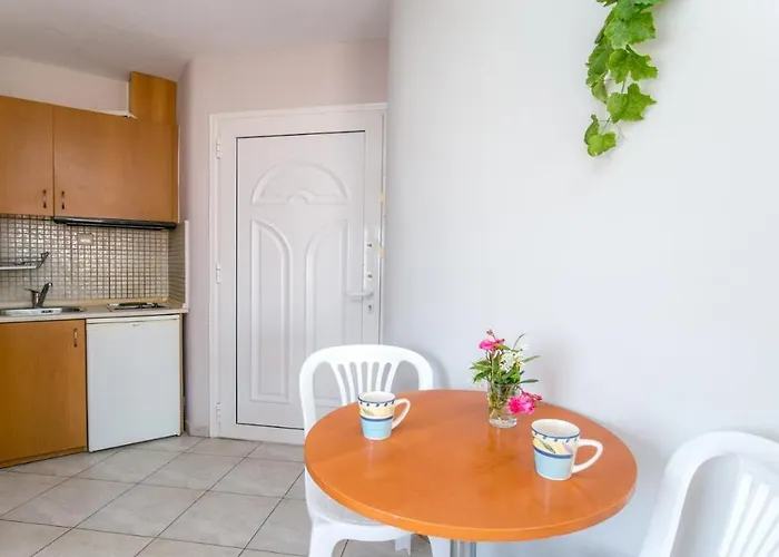 Amversa's House アパートホテル