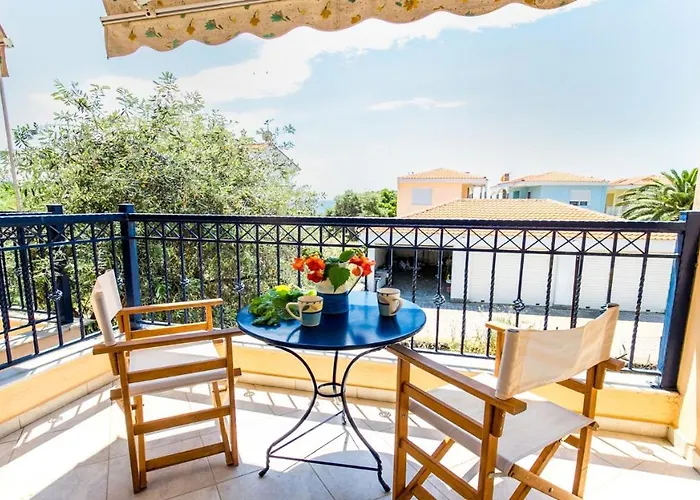 アパートホテル Amversa's House 3*